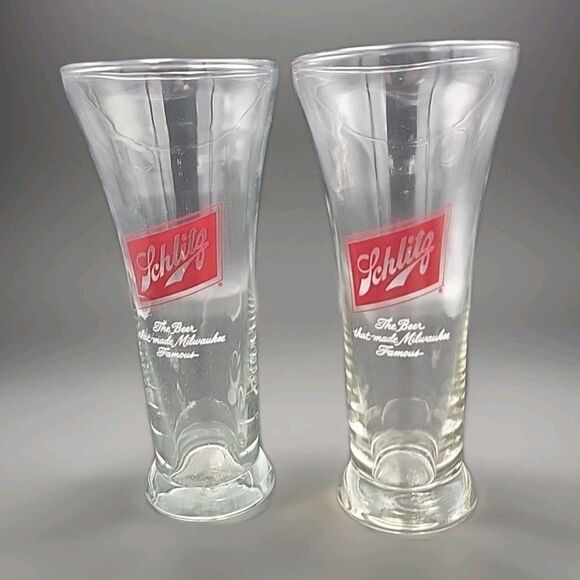 Set of 2 Vintage 7 1/4" Tall Schlitz Glasses The Beer That Made Milwaukee Famous - Picture 1 of 13